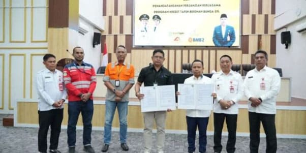 Bupati Tapin dan Bank Kalsel Tandatangani Kesepakatan Kredit Tapin Baiman Bunga Nol Persen